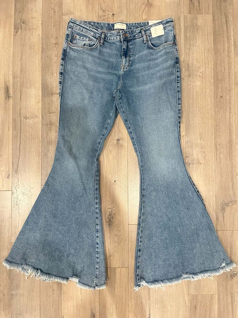 We The Free Emre Flare Jeans Raw Hem NEW WITH TAGS Free People